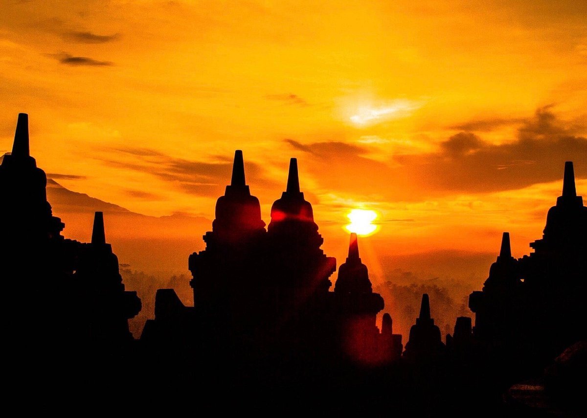 borobudur sunrise tour